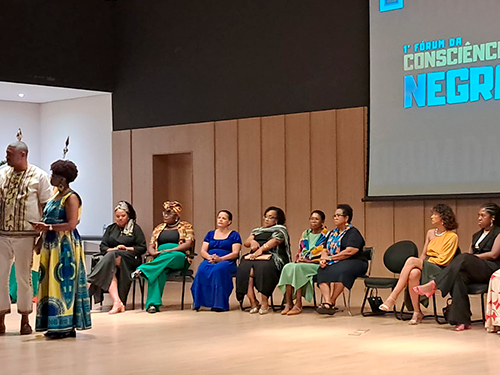 FACISB sedia mesa-redonda do 1º Fórum da Consciência Negra de Barretos