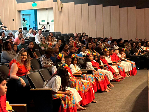 FACISB sedia mesa-redonda do 1º Fórum da Consciência Negra de Barretos