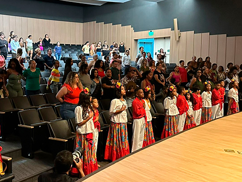 FACISB sedia mesa-redonda do 1º Fórum da Consciência Negra de Barretos