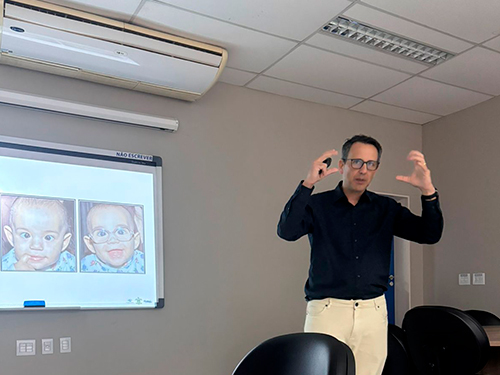 FACISB recebe pesquisador da FAMERP para atividade de extensão em Oftalmologia